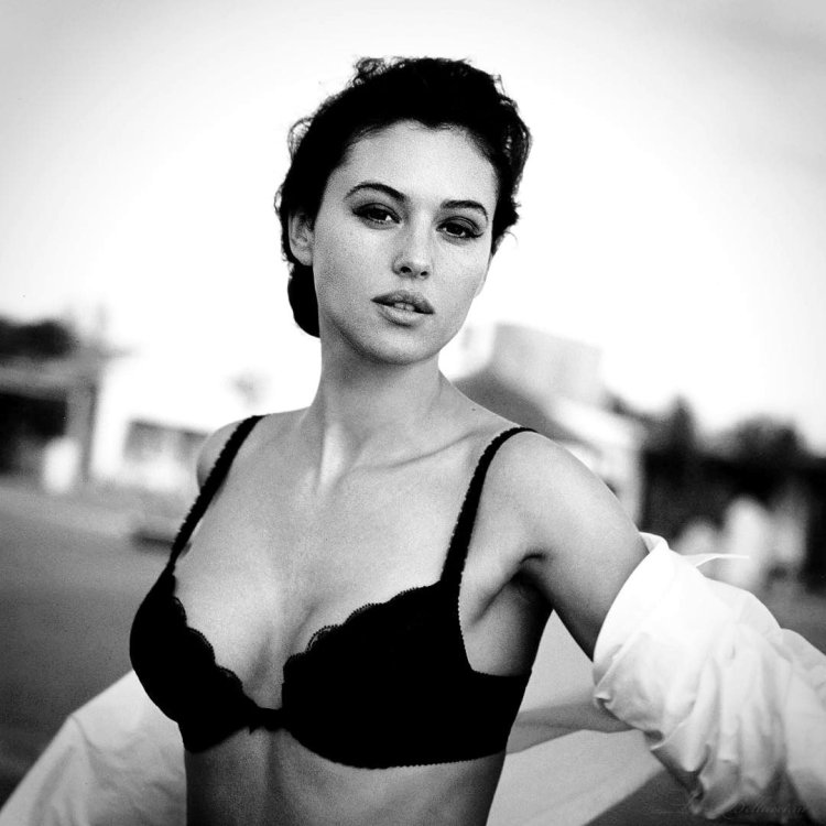 Monica Bellucci 1995