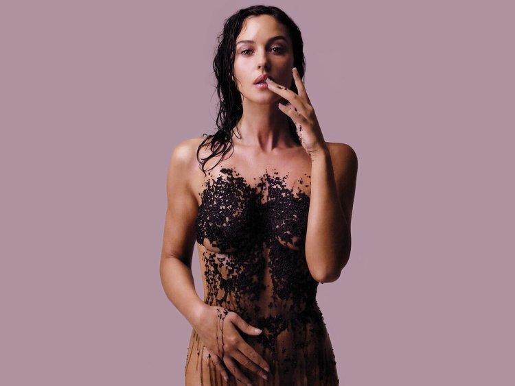 Monica Bellucci HD 1080