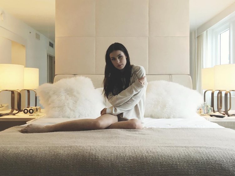 Lena Meyer feet