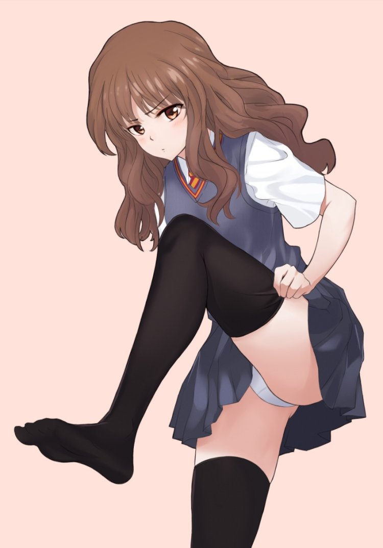 Hermione Omorashi