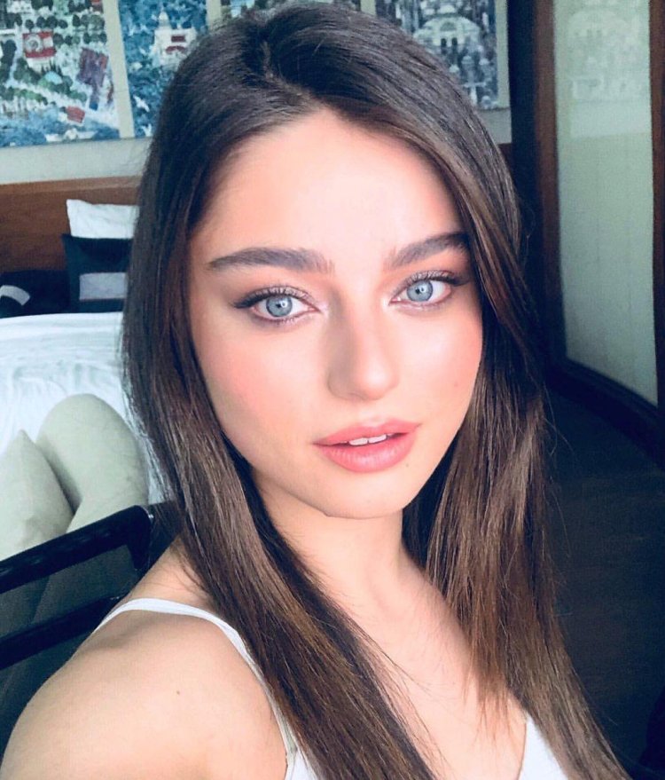 Actress Aicha Aishin