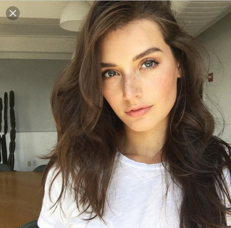 Jessica Clements selfie