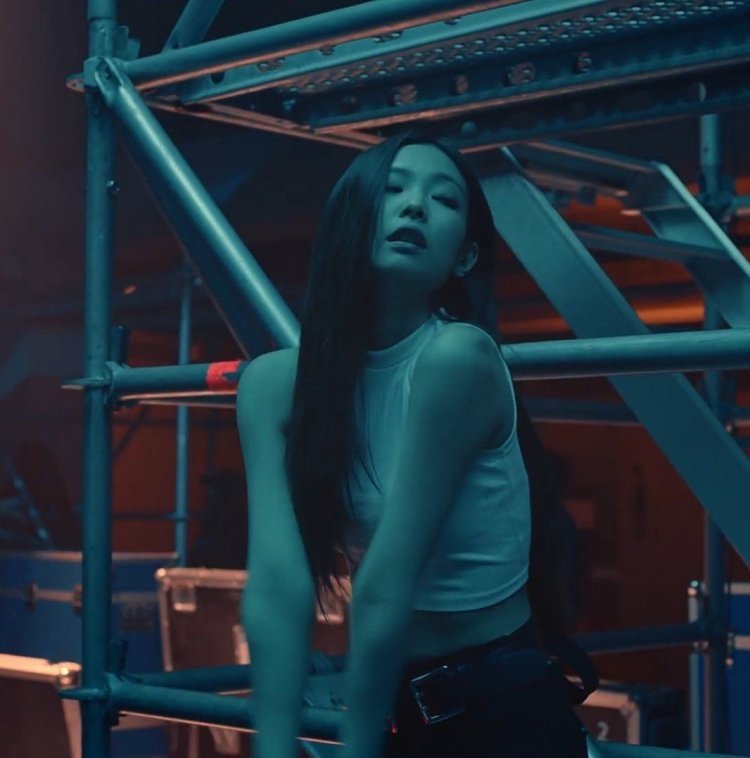 Jenny kim figure aesthetics