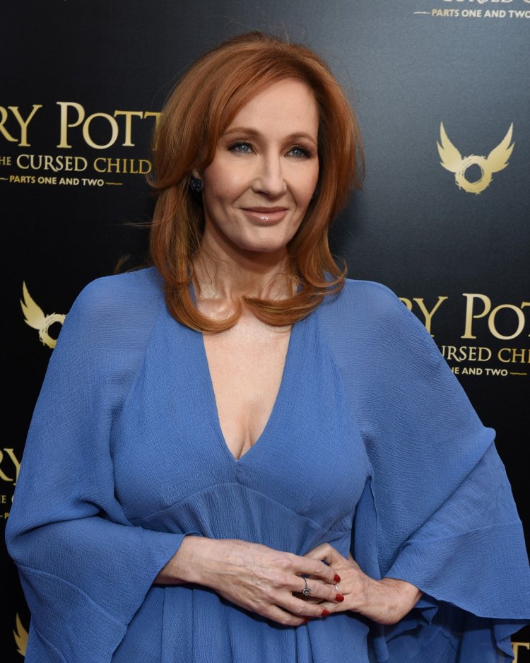 JK Rowling with glasses