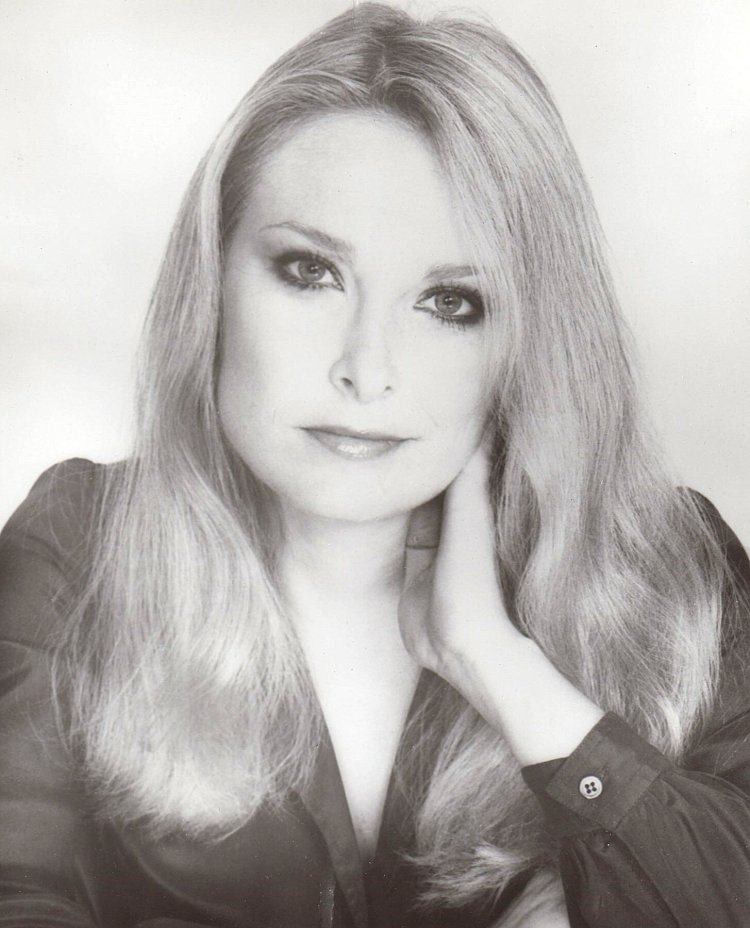 Marilyn Burns in her youth