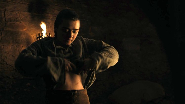 Arya Stark bed scene with Gendry