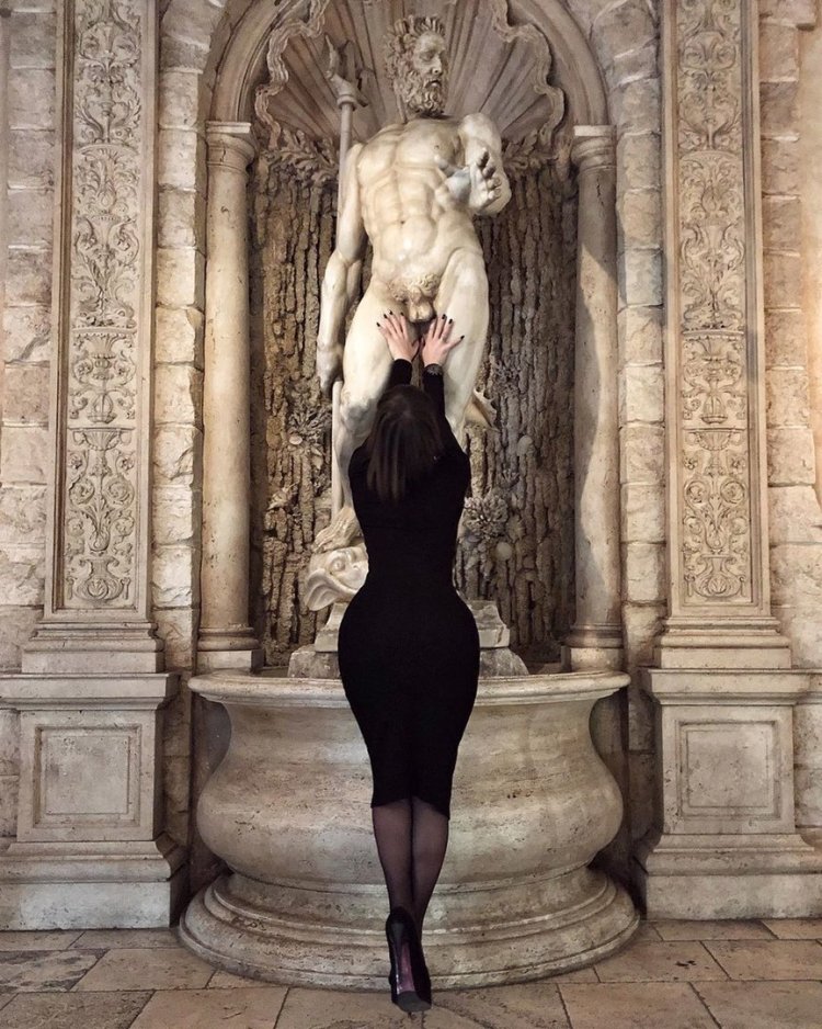 Victoria Liskova figure