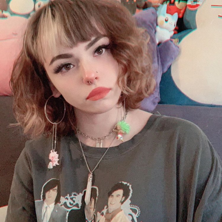 Emma Langevin brooklynbloodpop