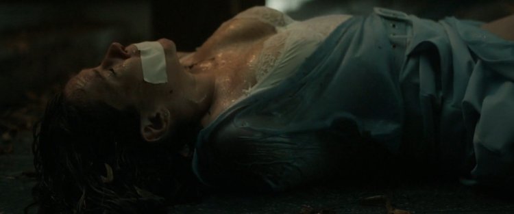 Anna Friel bed scene