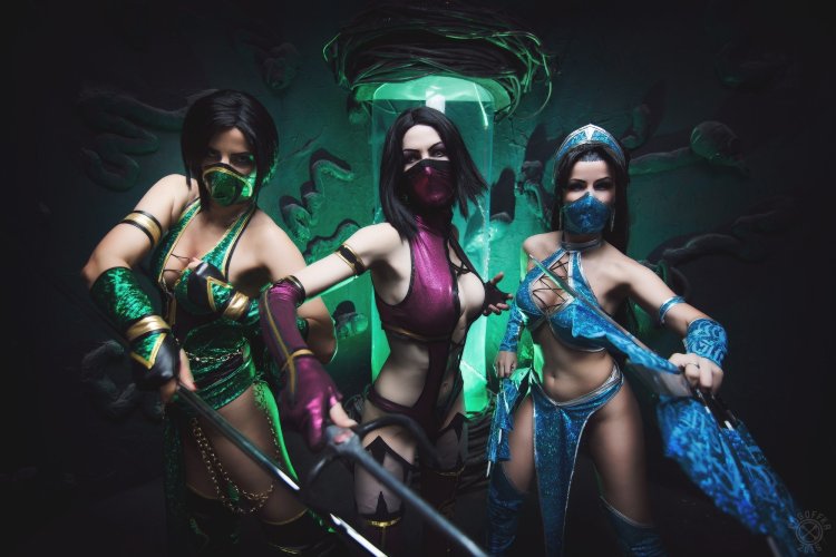 Cosplay mortal kombat girls