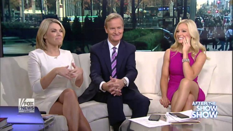 Anna Kooiman flashing