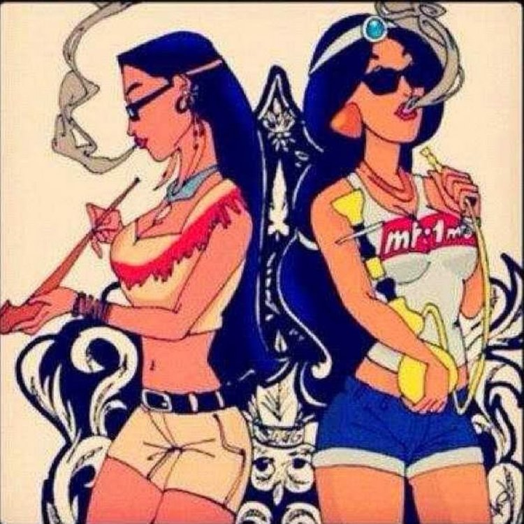 Disney princesses smoking hookah