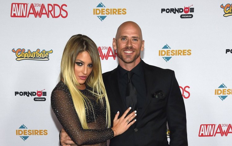 Kisa Sins with her husband