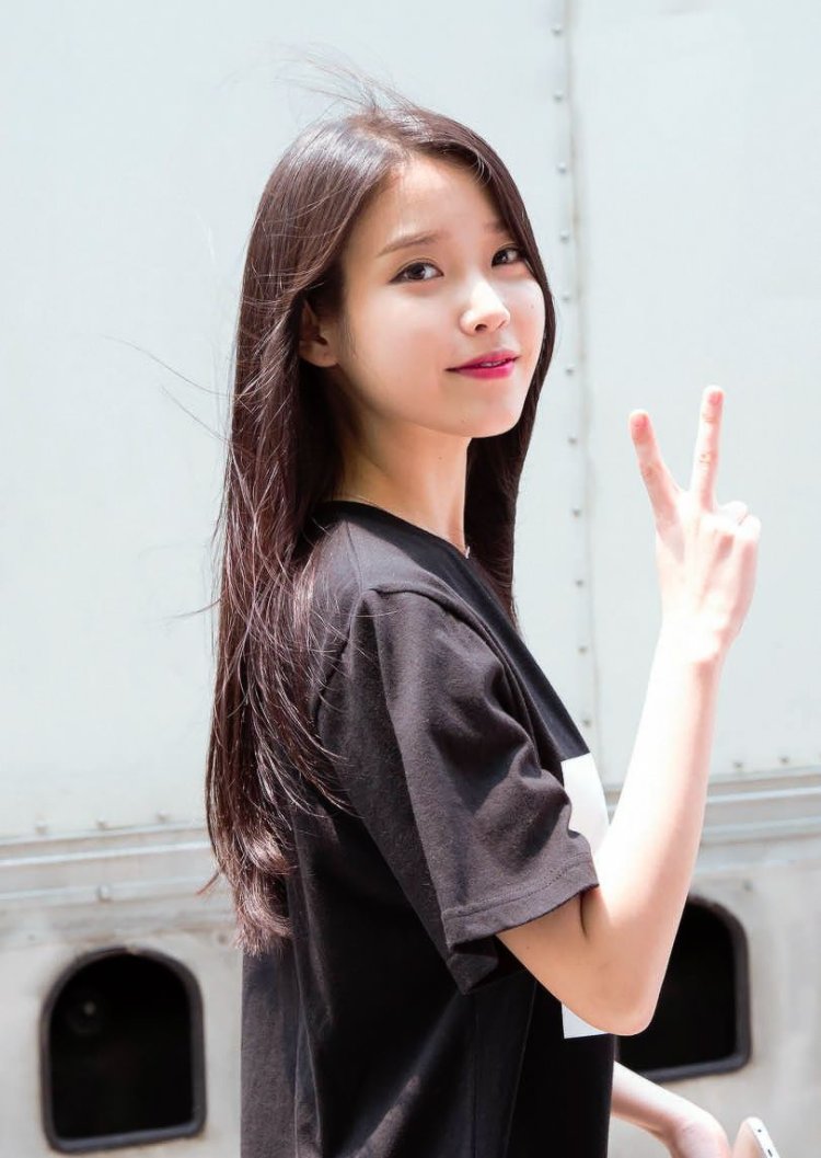 IU idol