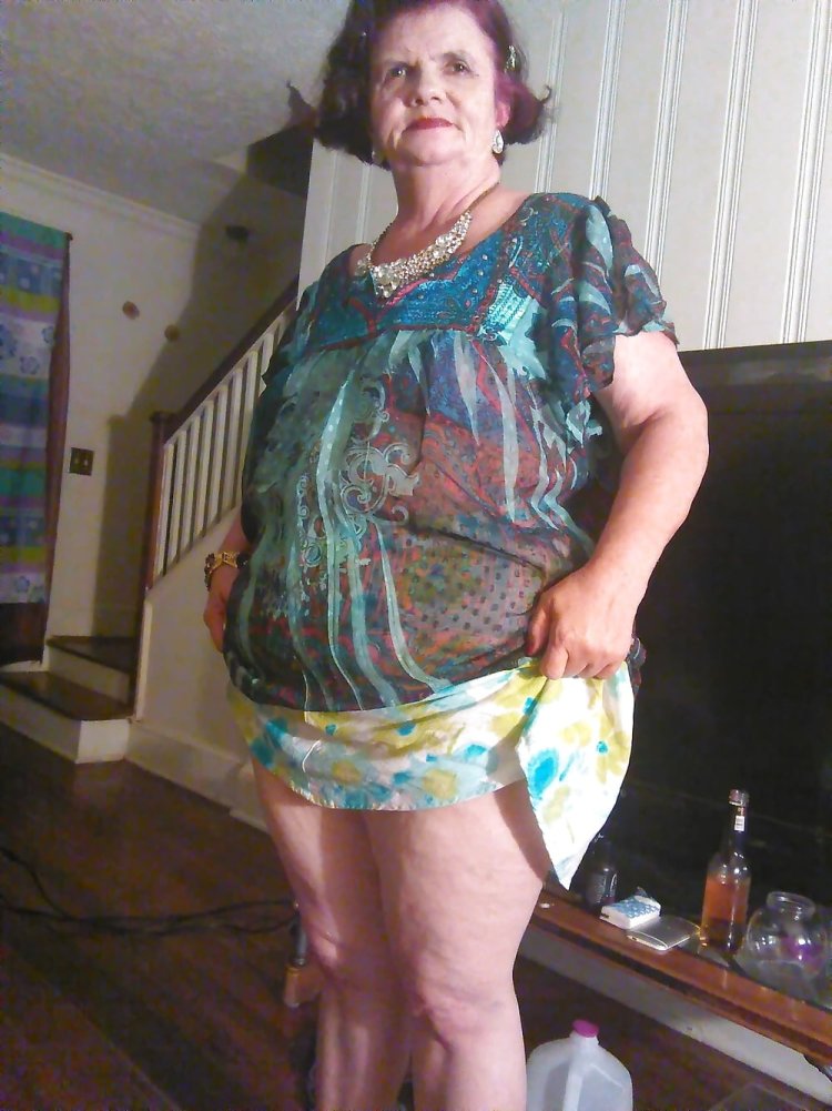 Full thighs in the Mini