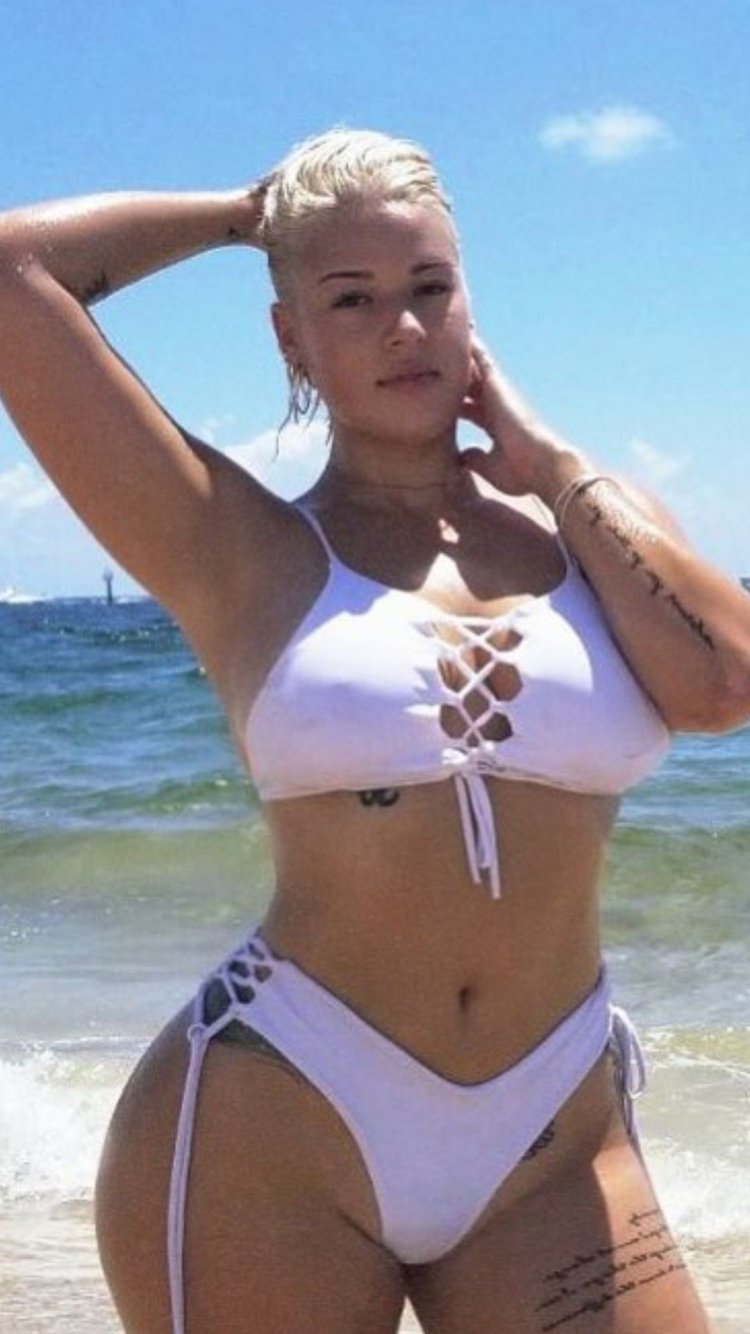 Sara tamima model plus