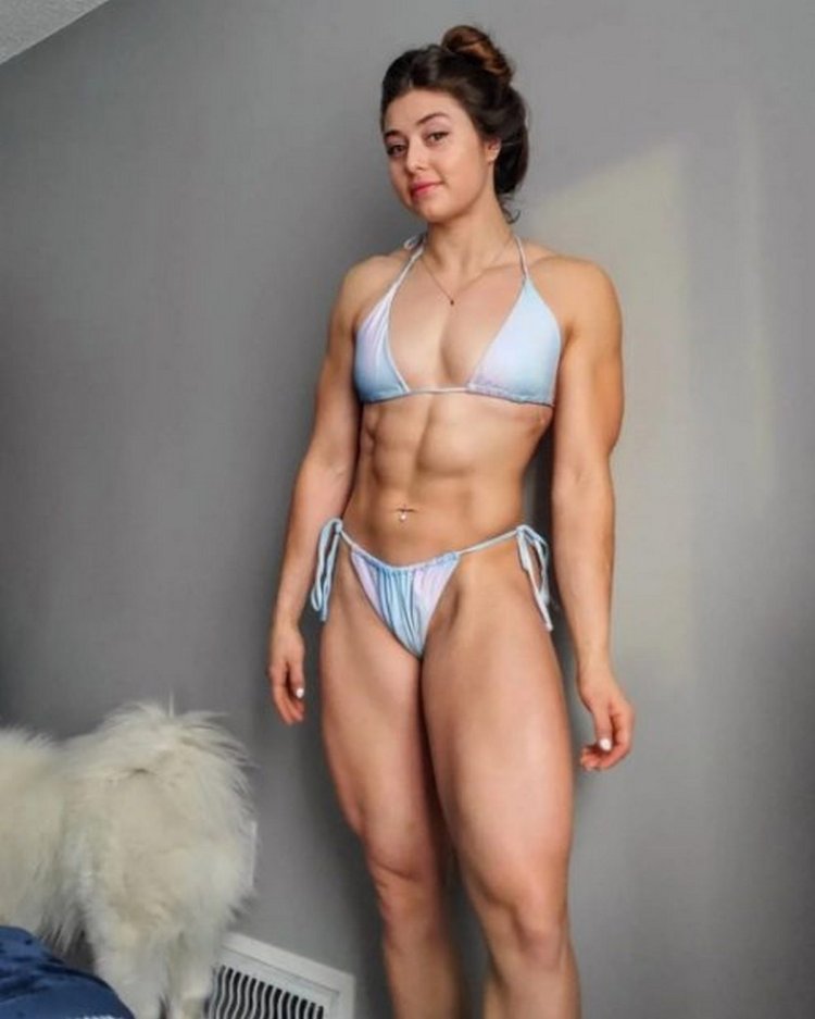 Jessica Buettner nude