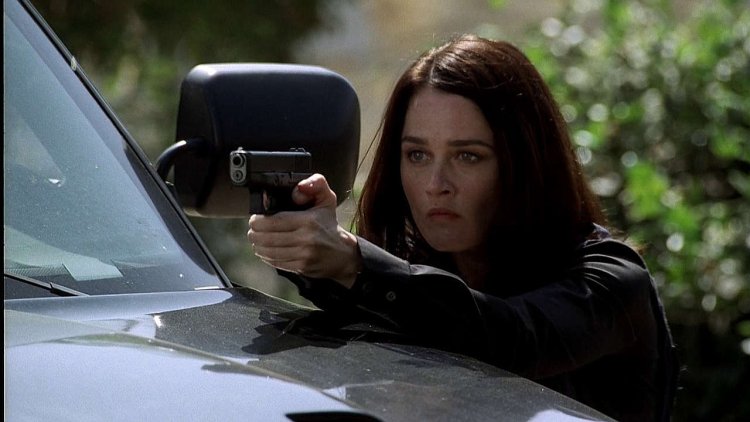 Teresa Lisbon avatar with guns