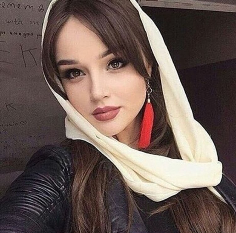 Eva Dzhanaeva Muslim