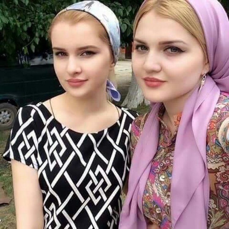 Chechen girls in headscarves