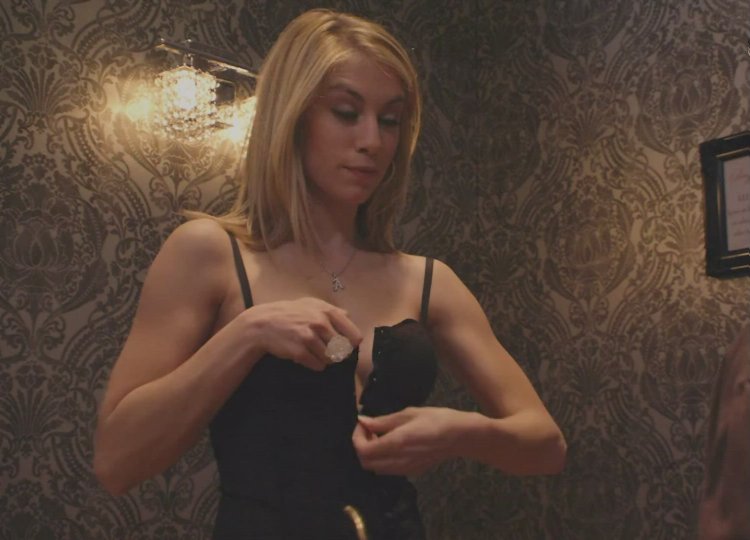 Jennifer holland american pie