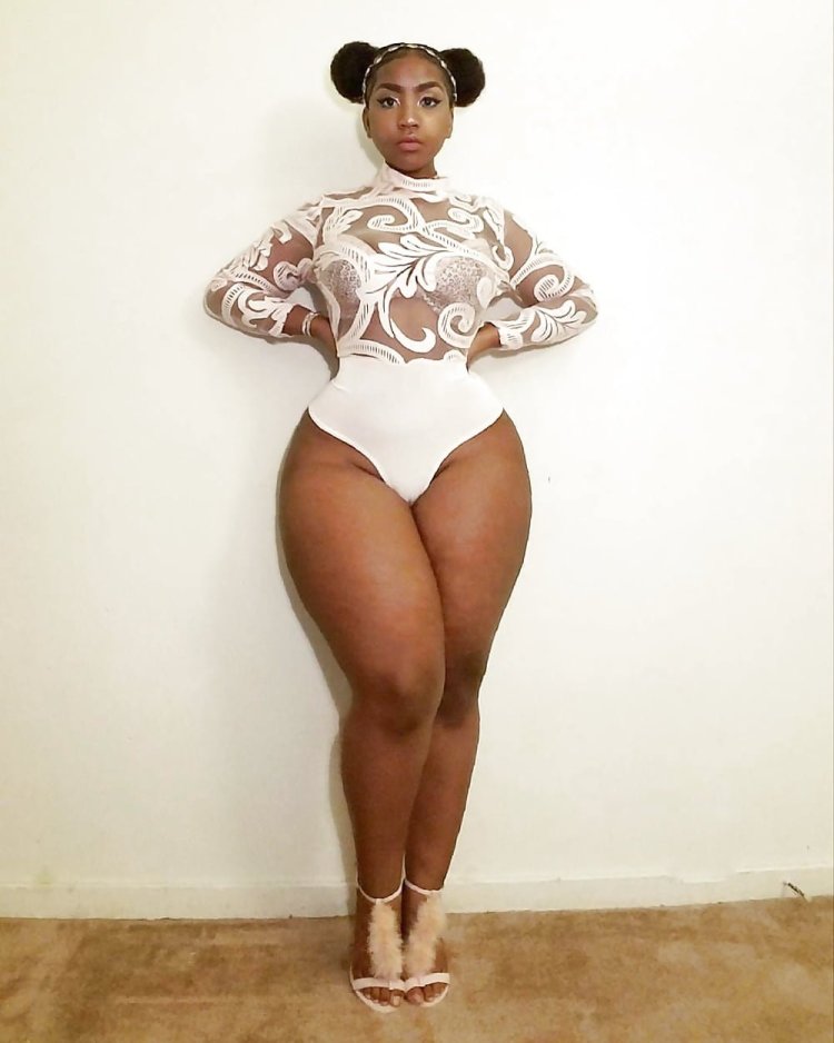 Letitia Thomas Model Plus Size