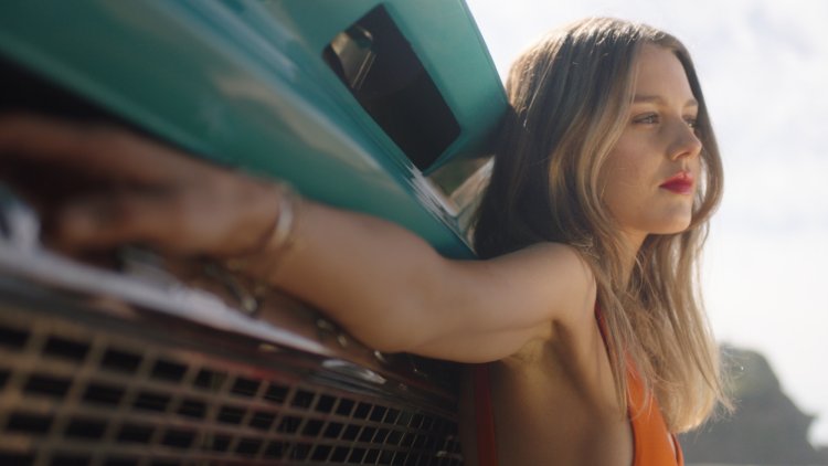 Isabelle Cornish breasts