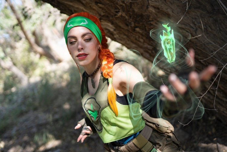 Reyna valorant cosplay