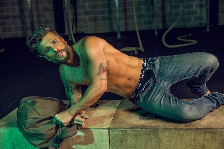 Bruno Galiasso naked