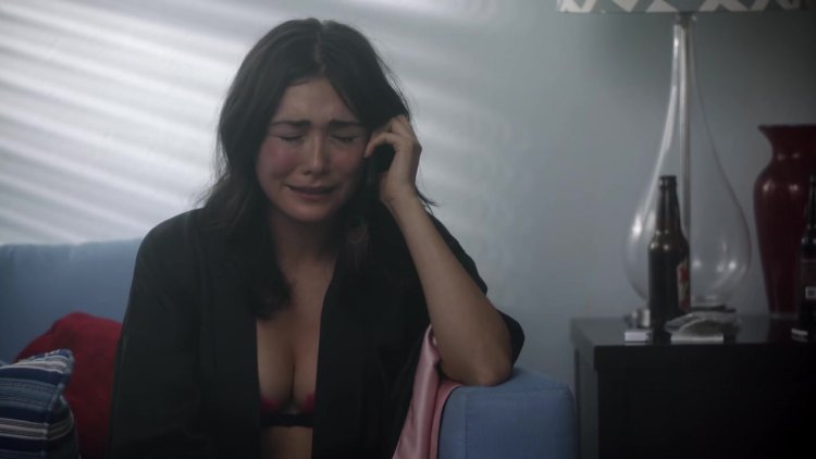 Daniella Pineda plums