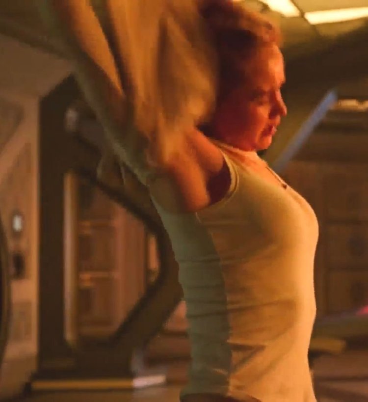 Jennifer Lawrence in a bikini in the movie Passengers