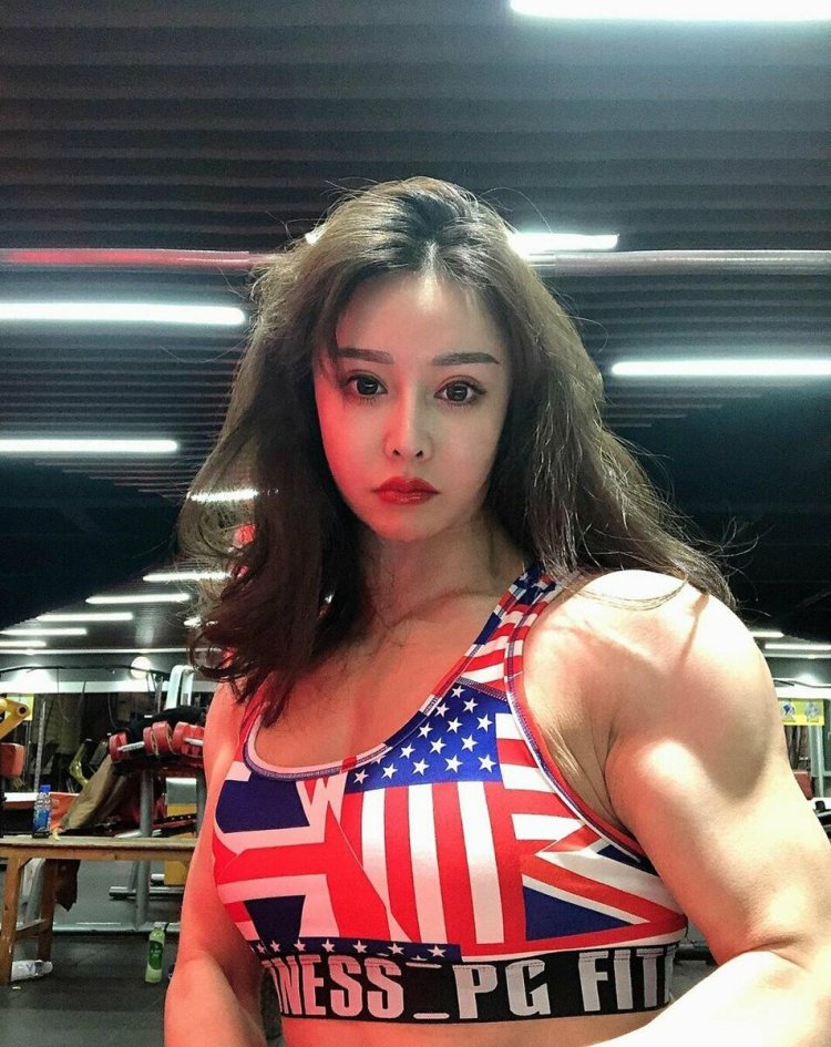 Bodybuilder yuan harong