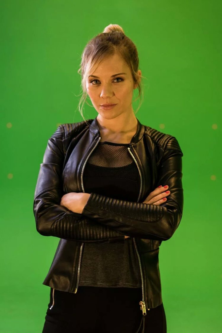 Amy Johnston fighter