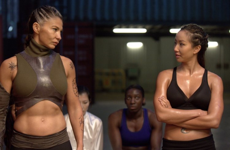 Lady Bloody fight movie