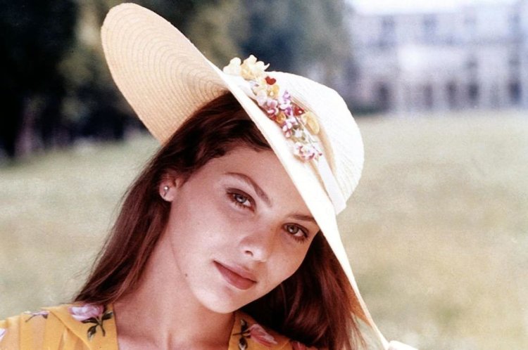Ornella Muti 1990
