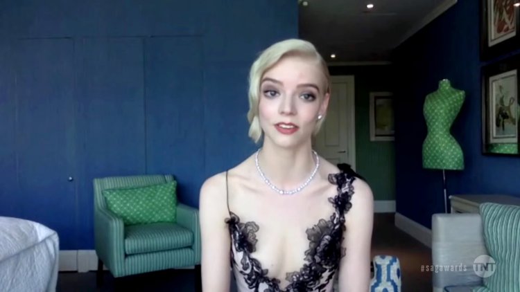 Anya Desyatnikova drain