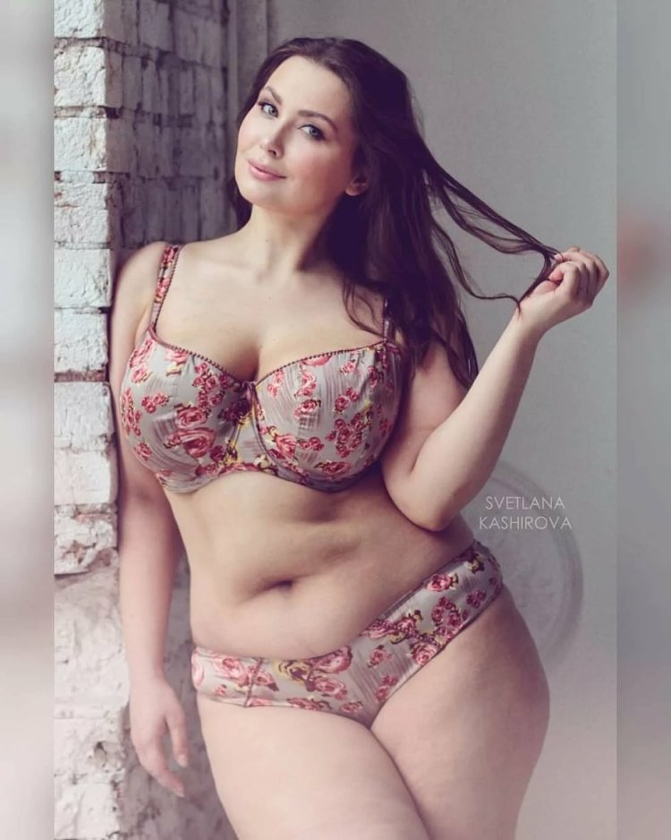 Svetlana Kashirova plus size model