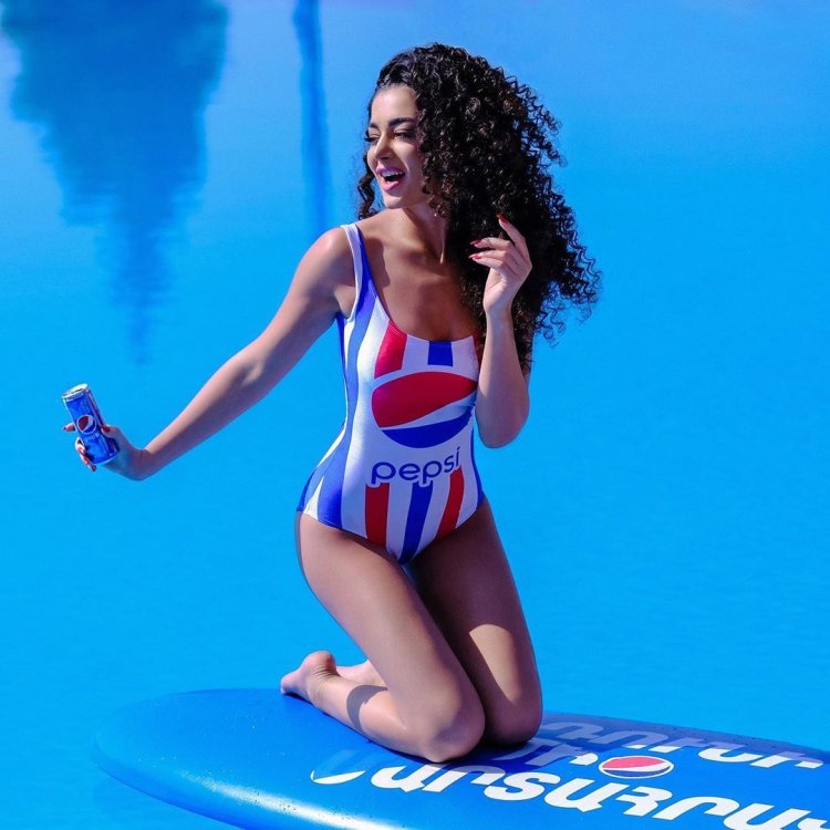 Iveta Mukuchyan height