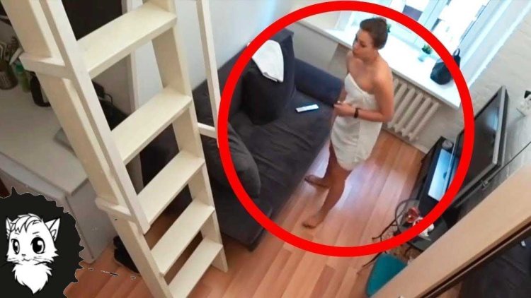 Hidden shooting women