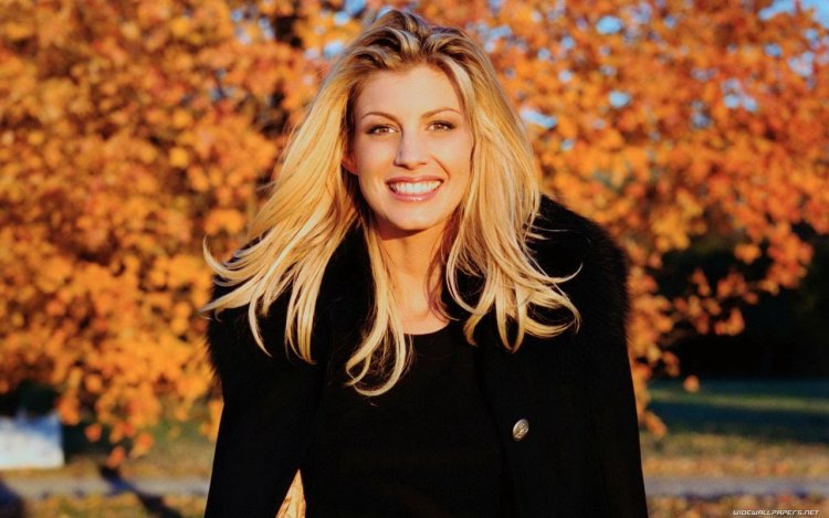 Faith Hill in his youth