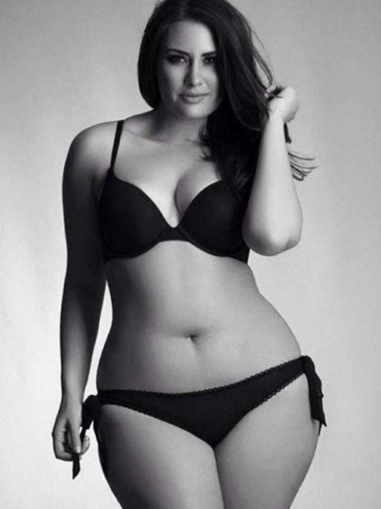 Young curvy girls