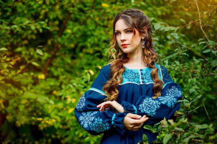 Girl in a Slavic dress