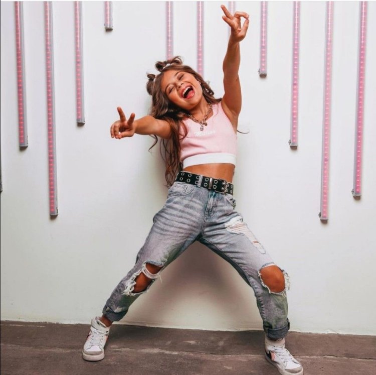 Milana Khametova hot