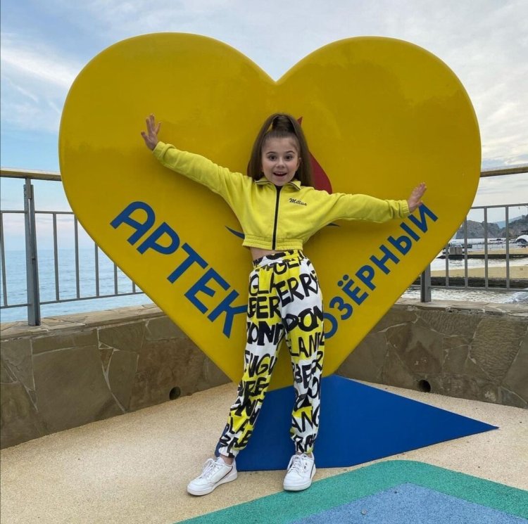 Milana Khametova Instagram 2022