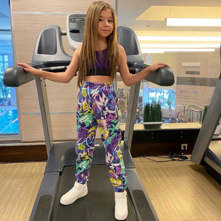 Milana Khametova height 2022