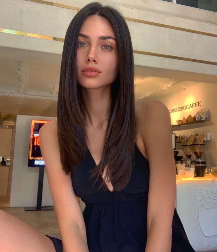 @Victoriaabron Vika Bronova