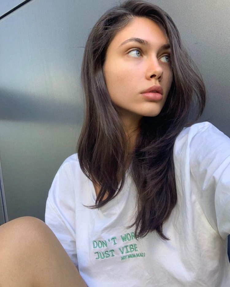 Ultra model Victoria