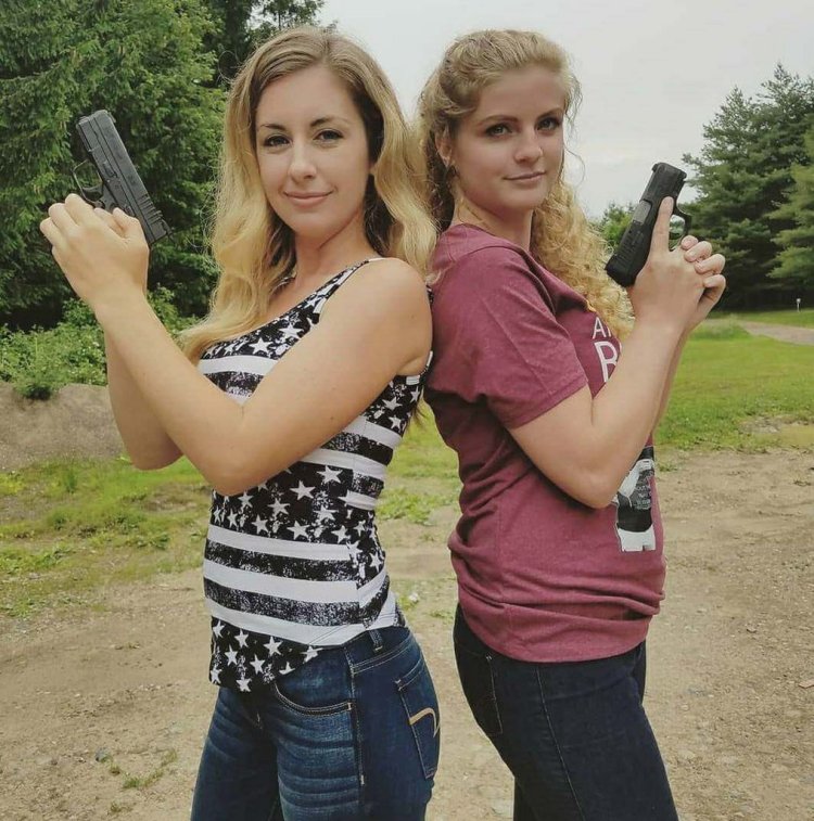 Millennial Millie hot