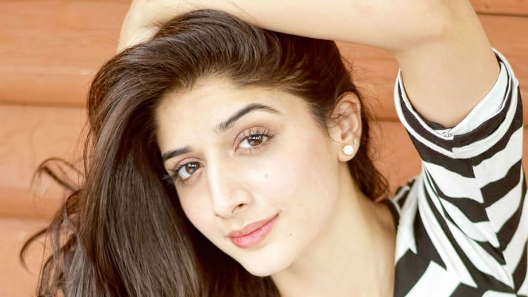 Pakistani actress Blue Eyes HD