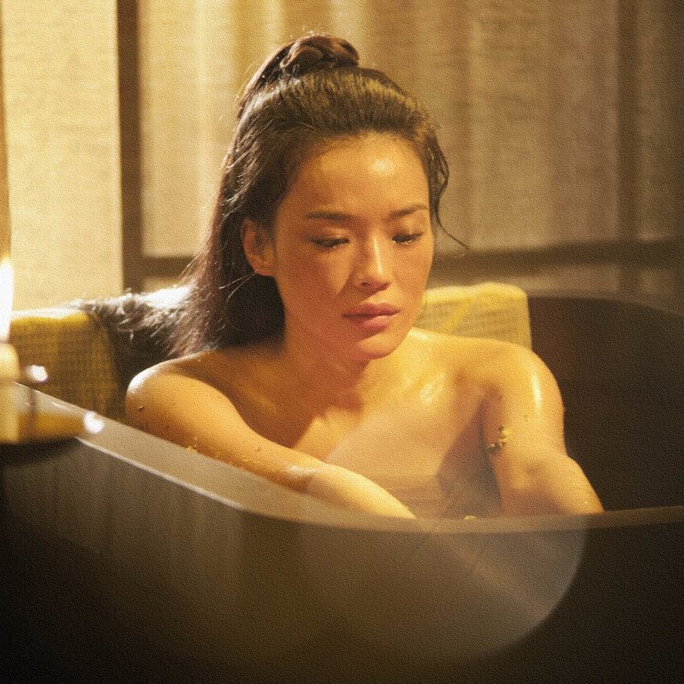 Shu Qi actress bed scene